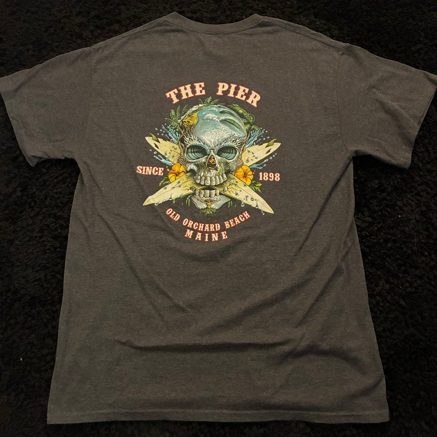 The Pier Old Orchard Beach Maine Graphic Tee (M)