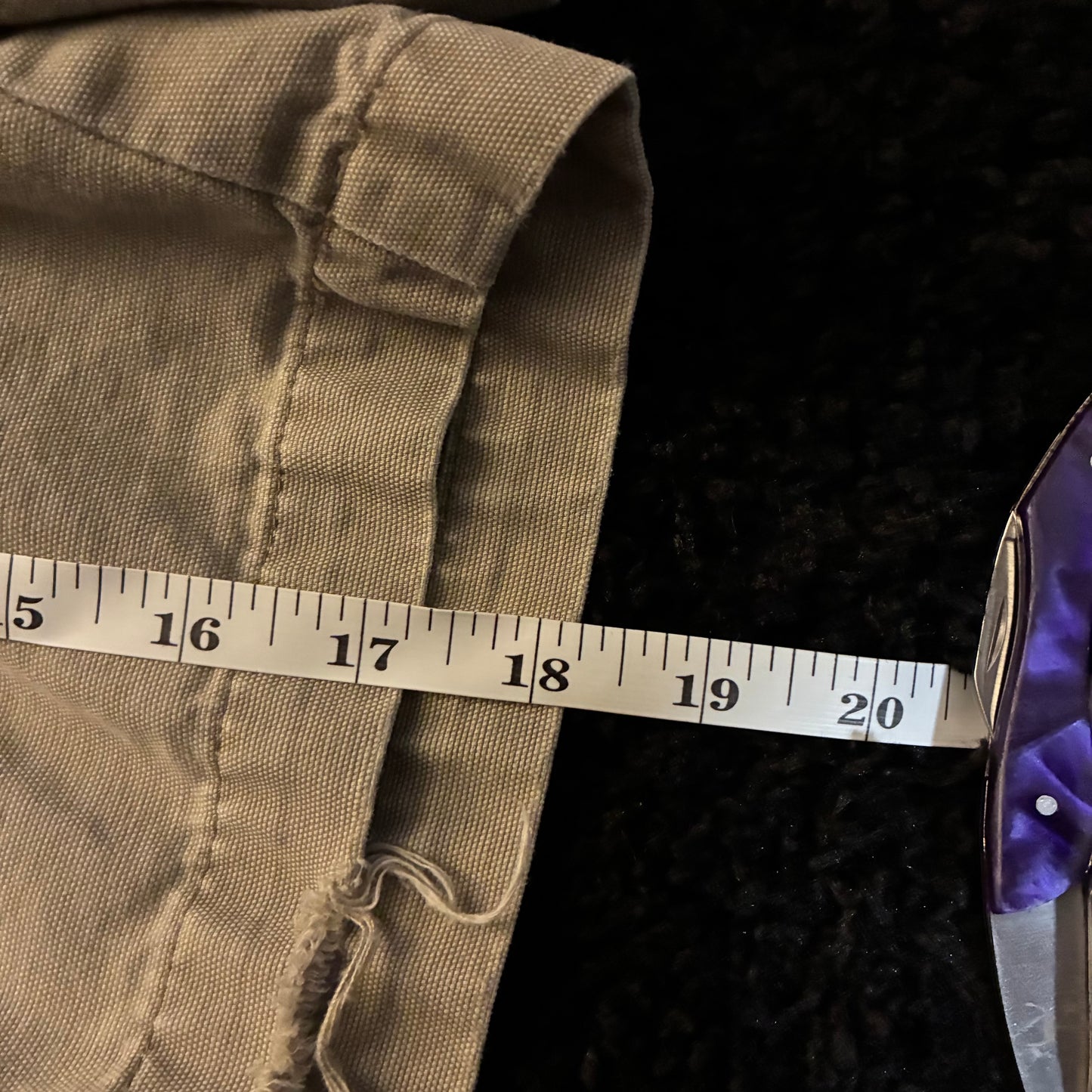 Columbia Cargo Shorts (L)