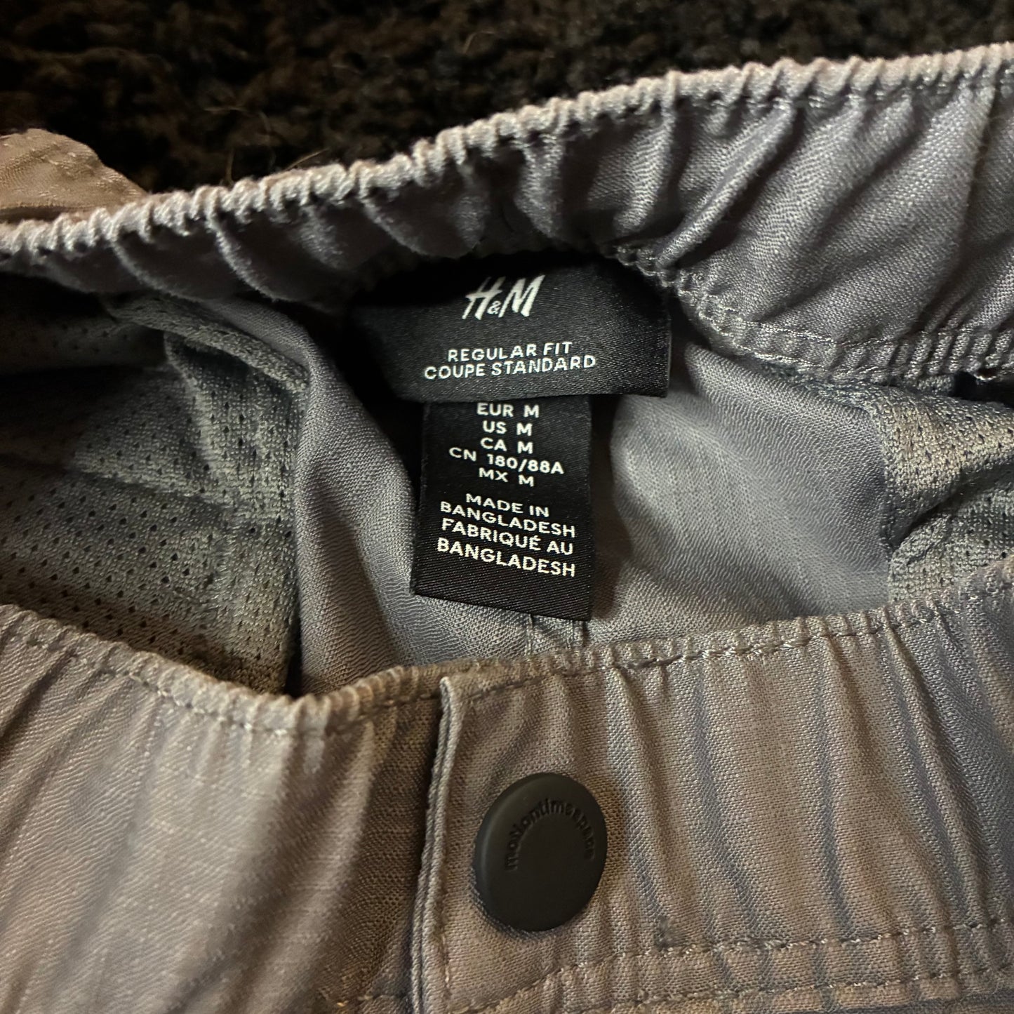 H&M Regular Fit Pants (M)