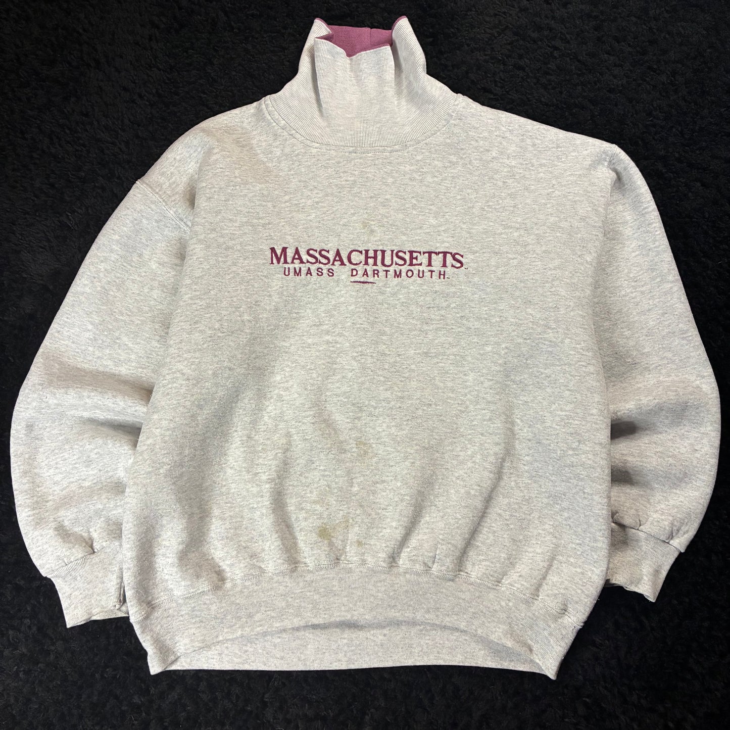 UMass Dartmouth Turtleneck Long Sleeve (L)