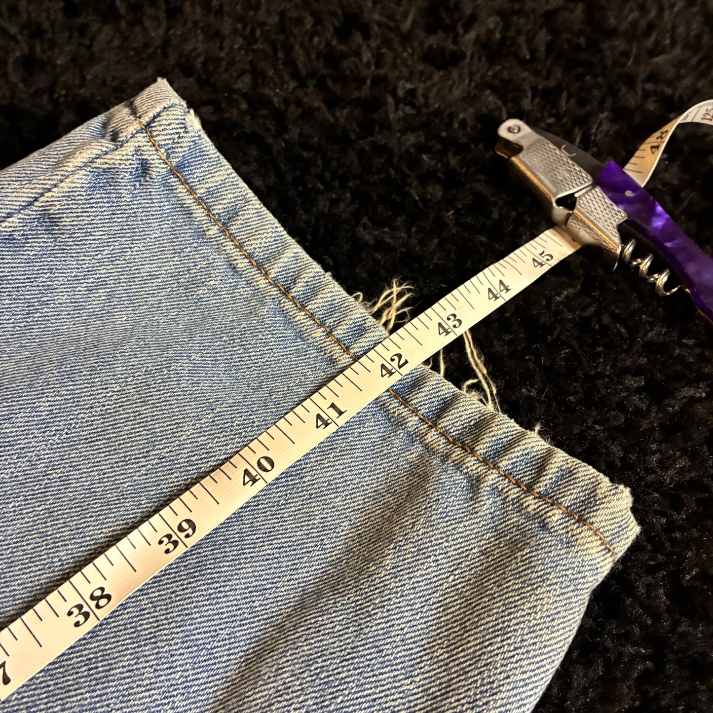 Levi’s 550’s Relaxed Fit Jeans (38x32)