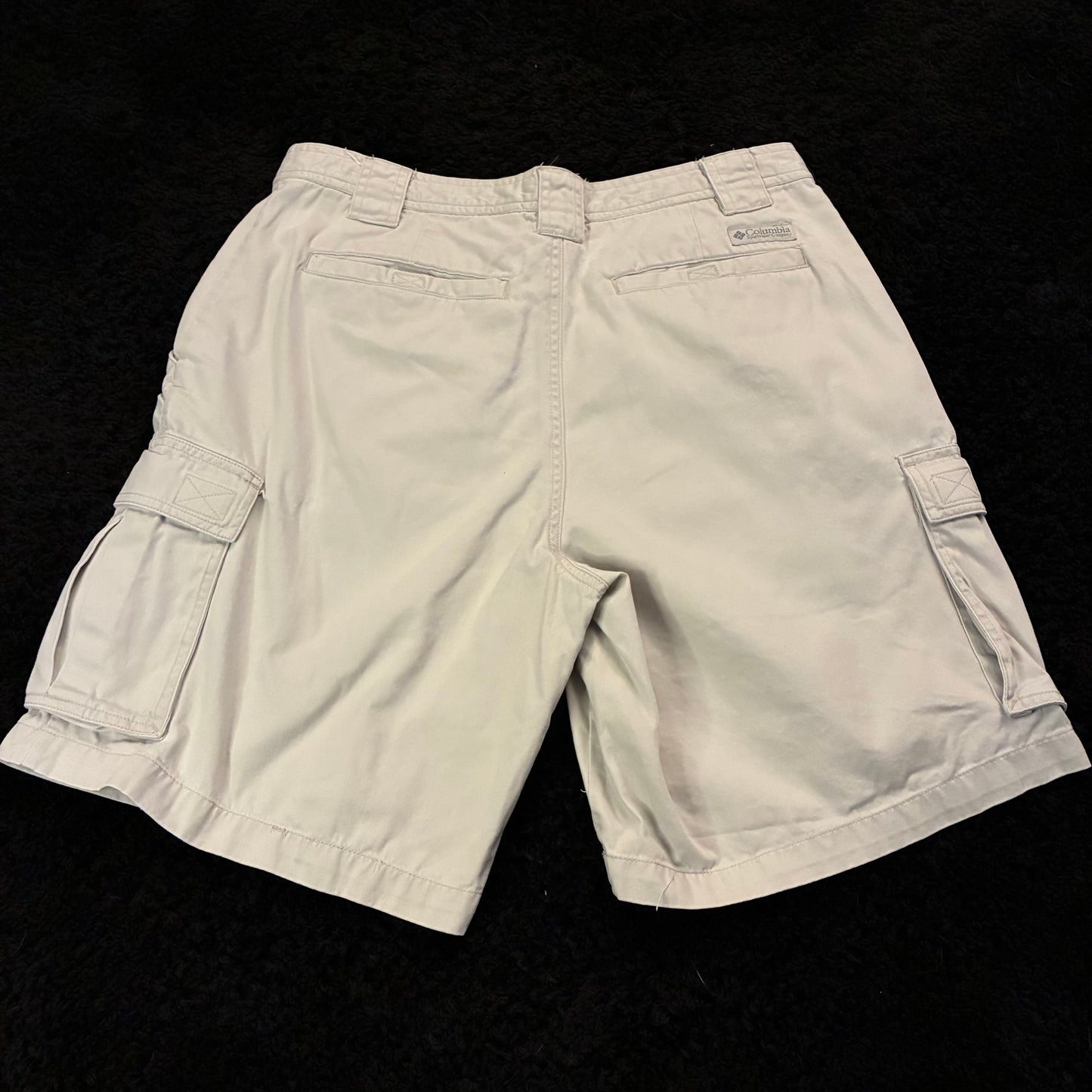 Columbia Cargo Shorts (34w)