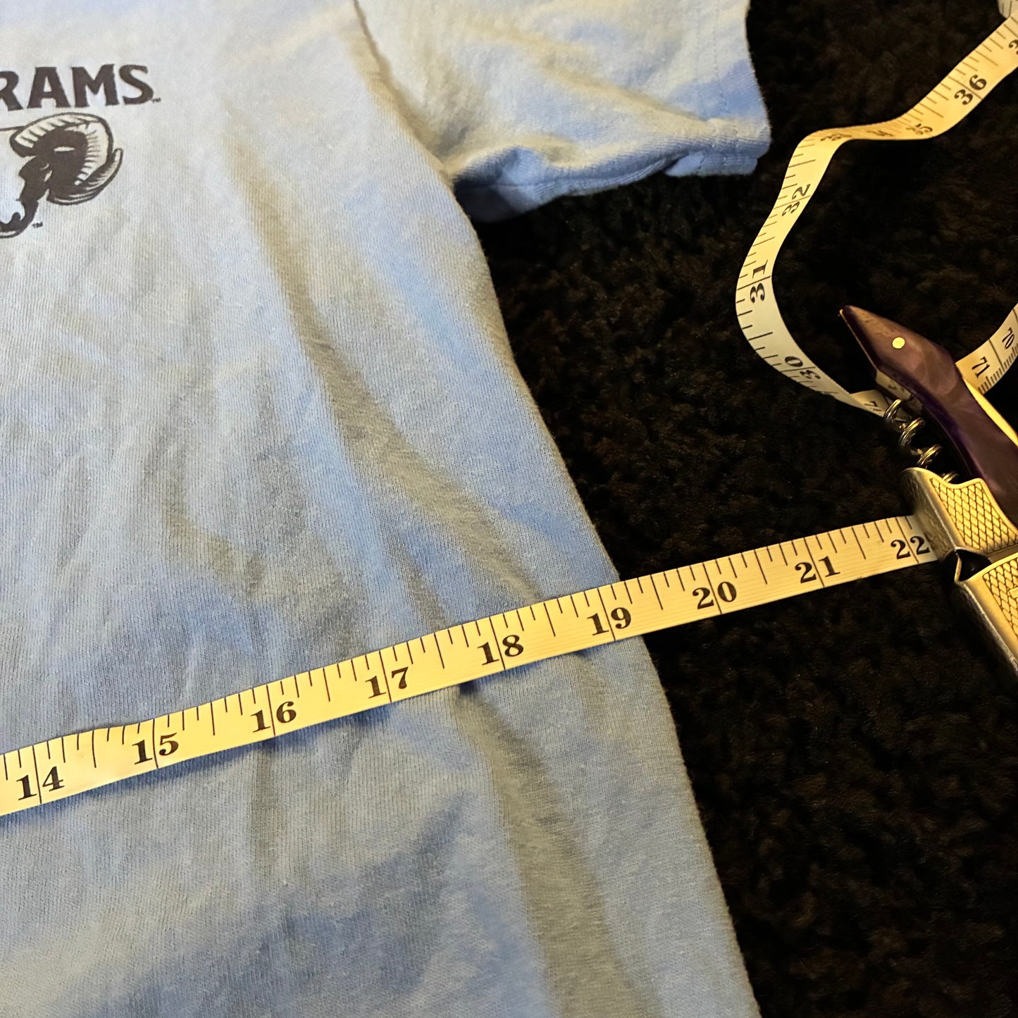 University of Rhode Island Rams Tee (M)