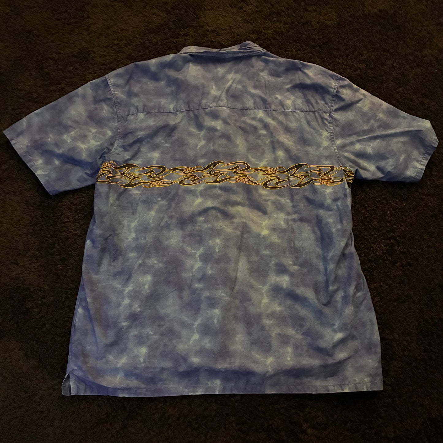 No Boundaries Button-Down Shirt (XL)