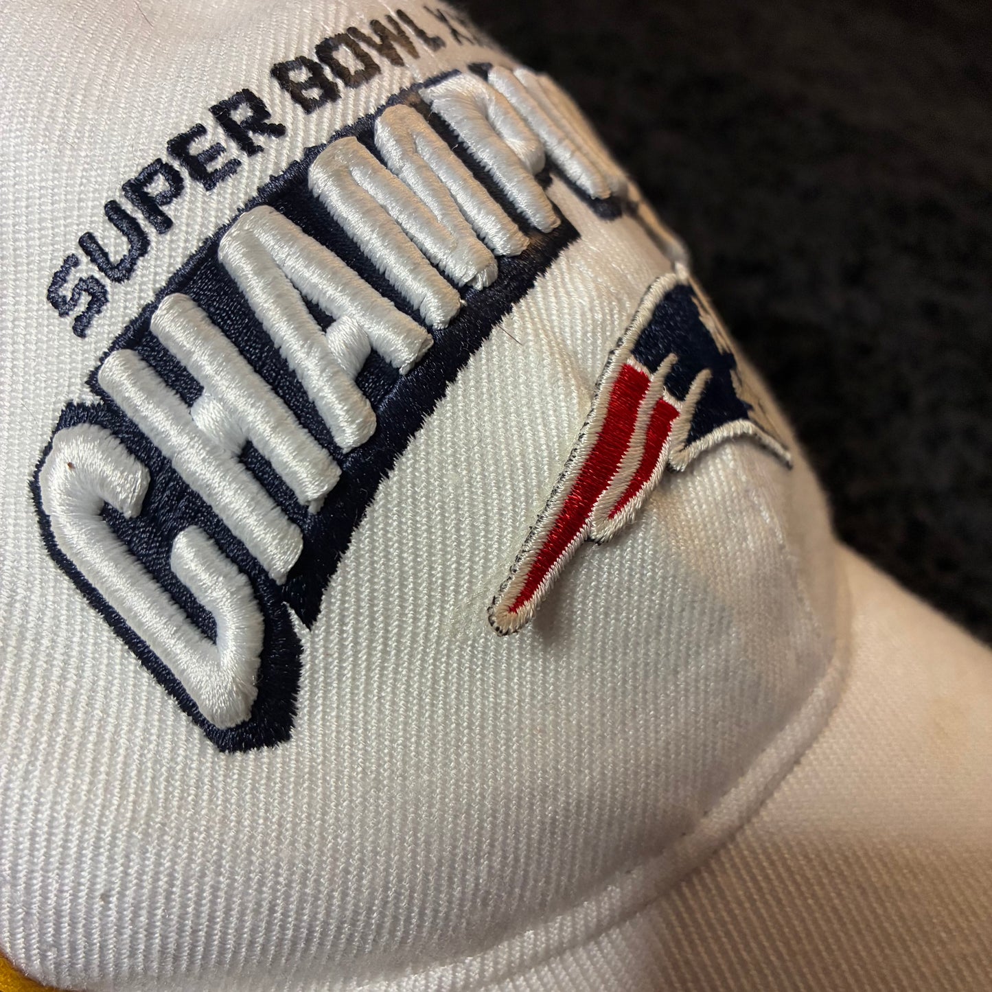 NFL Patriots Super Bowl 38 Champions Cap