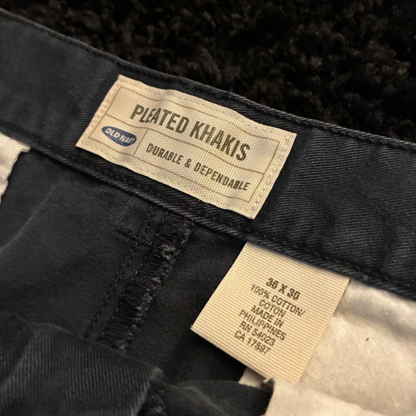 Old Navy Cuffed Chino Pants (36x30)