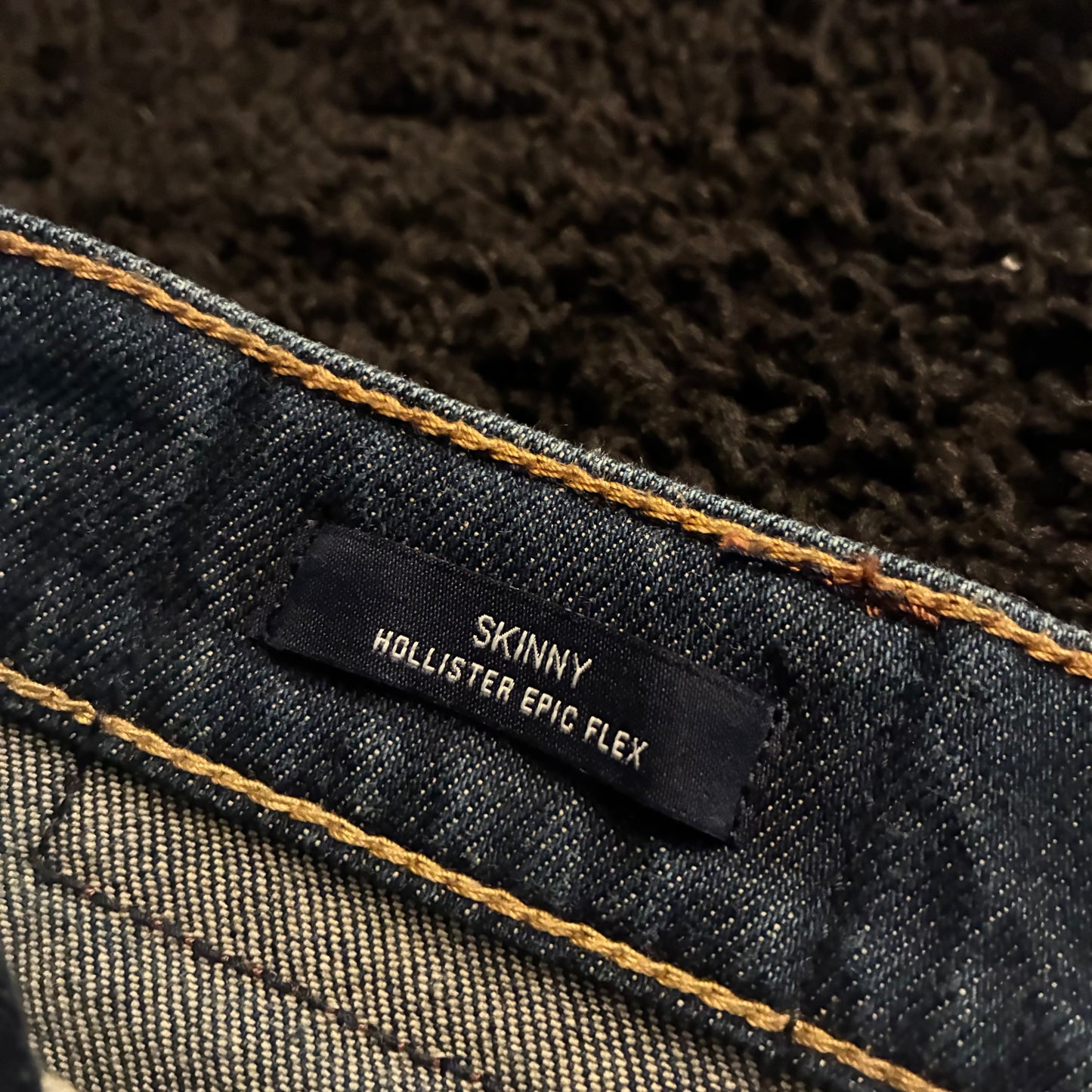 Hollister Ripped Jeans (33x32)