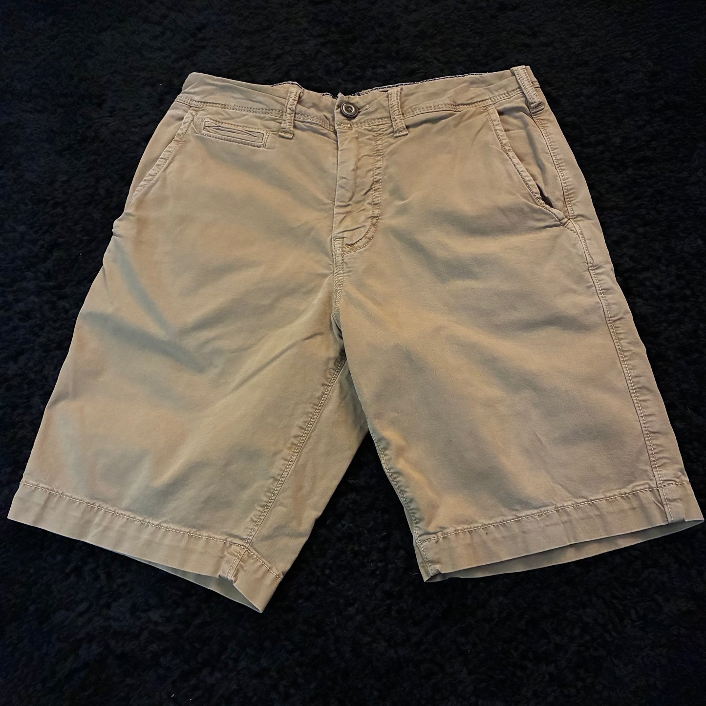 American Eagle Khaki Shorts (28w)