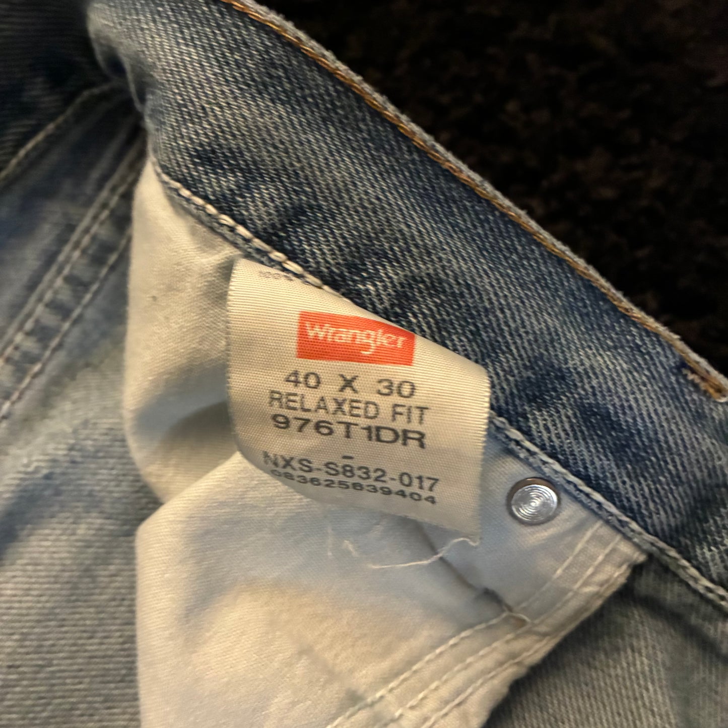 Wrangler Ripped Jeans (40x30)