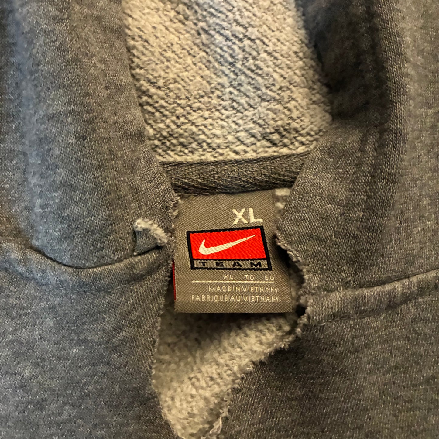 Nike Catholic University Basketball Hoodie (XL)