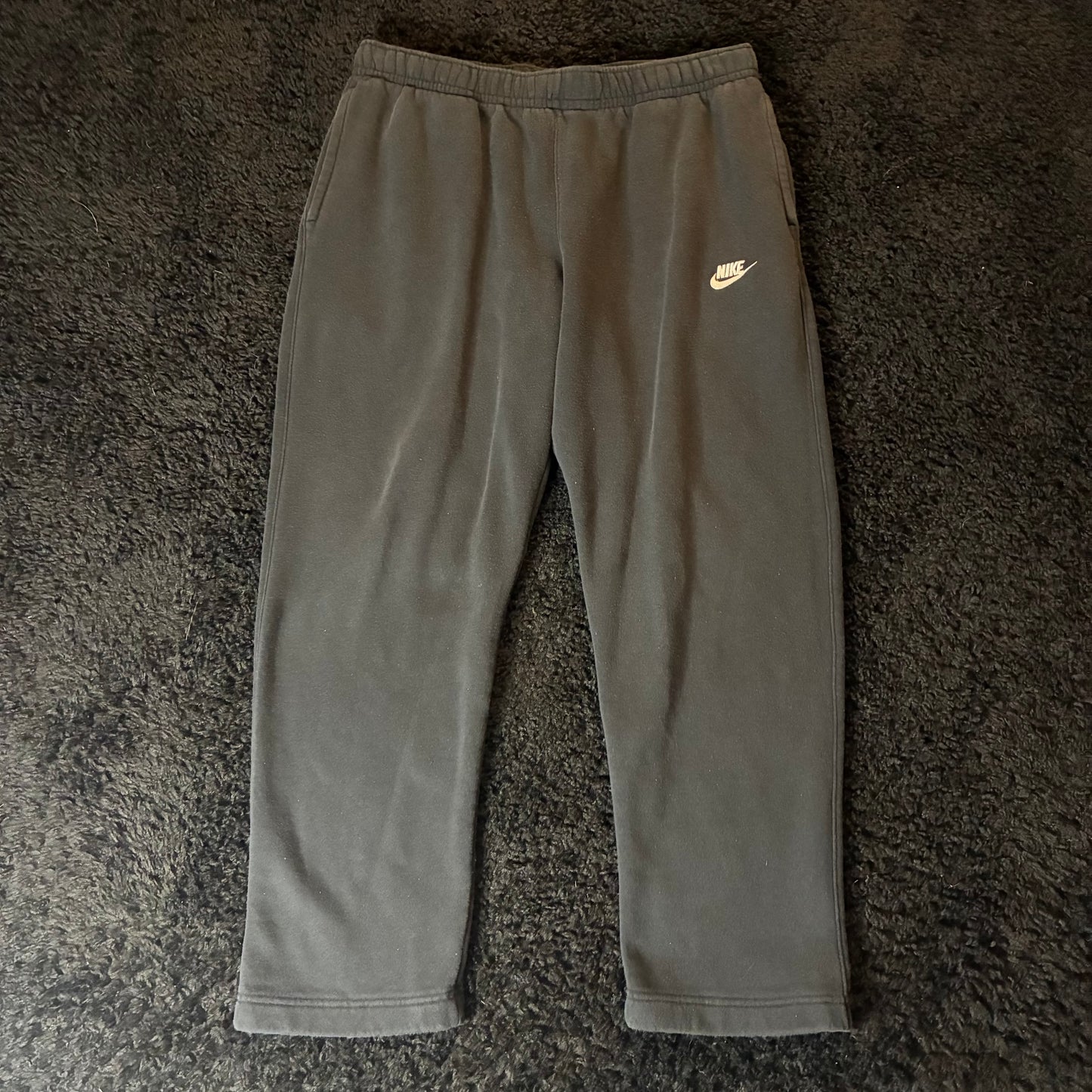 Nike Sweatpants (XL - Fits L)