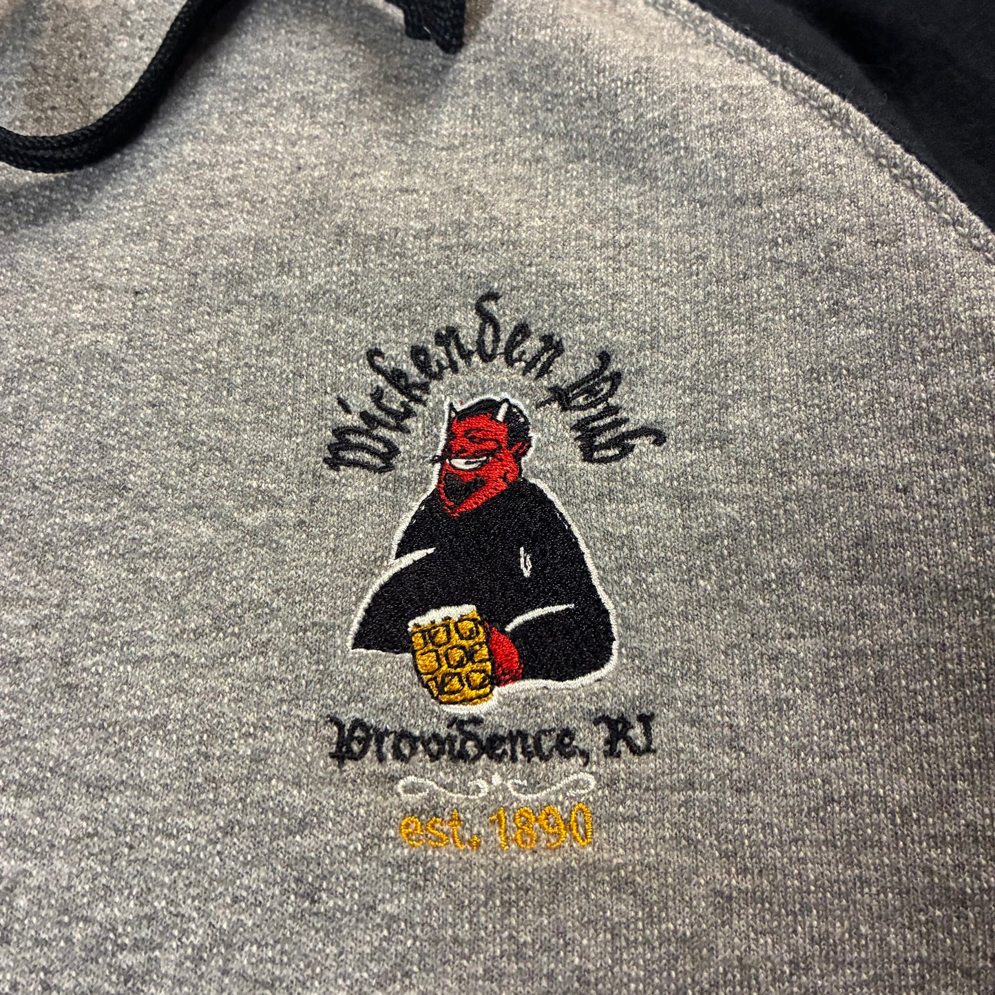 Wickenden Pub Providence Hoodie (XL)