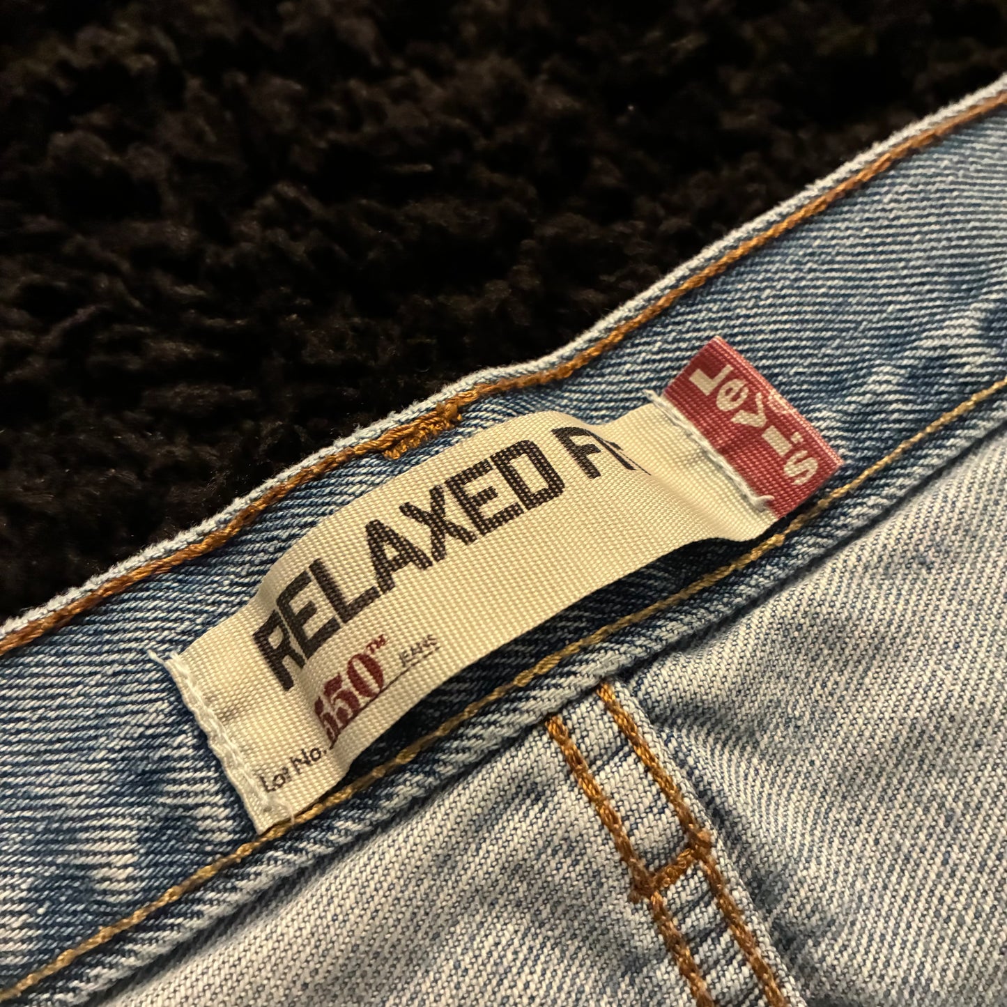 Levi’s 550’s Relaxed Fit Jeans (38x32)