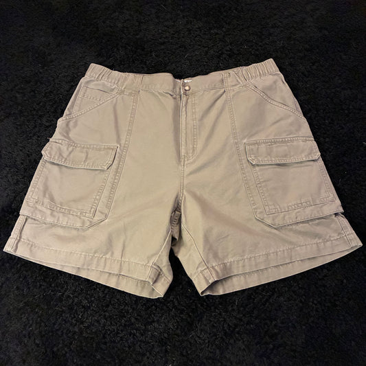 Columbia Cargo Shorts (L)