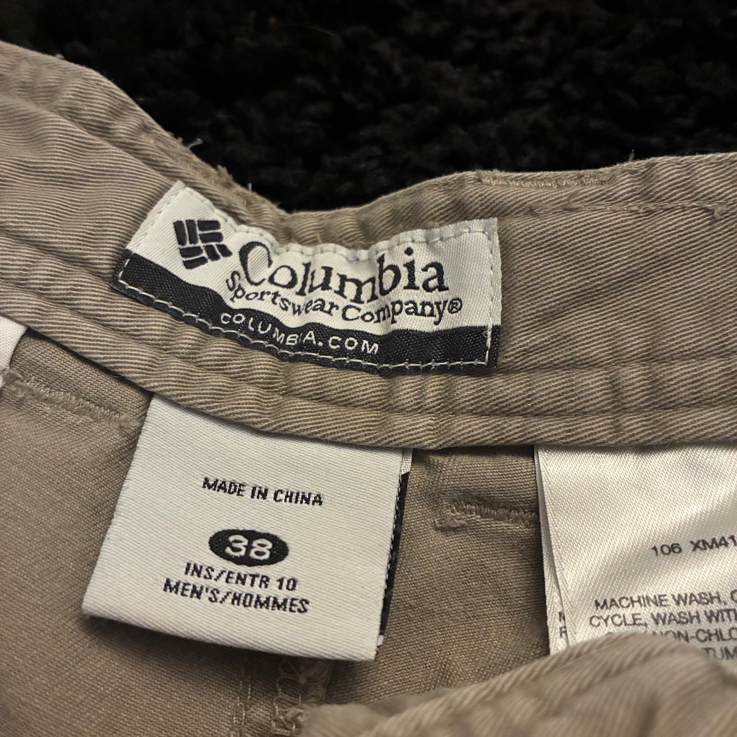Columbia Cargo Shorts (38w)