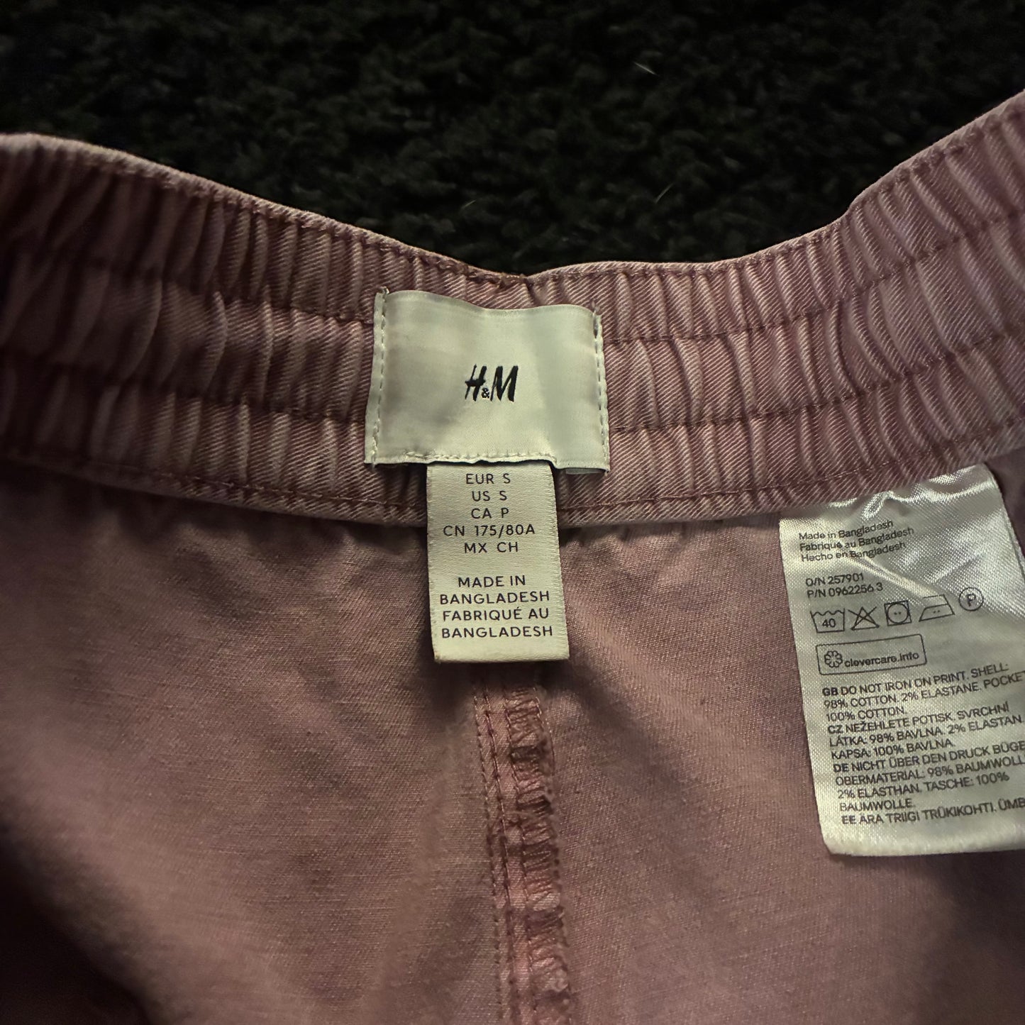 H&M Chino Shorts (S)