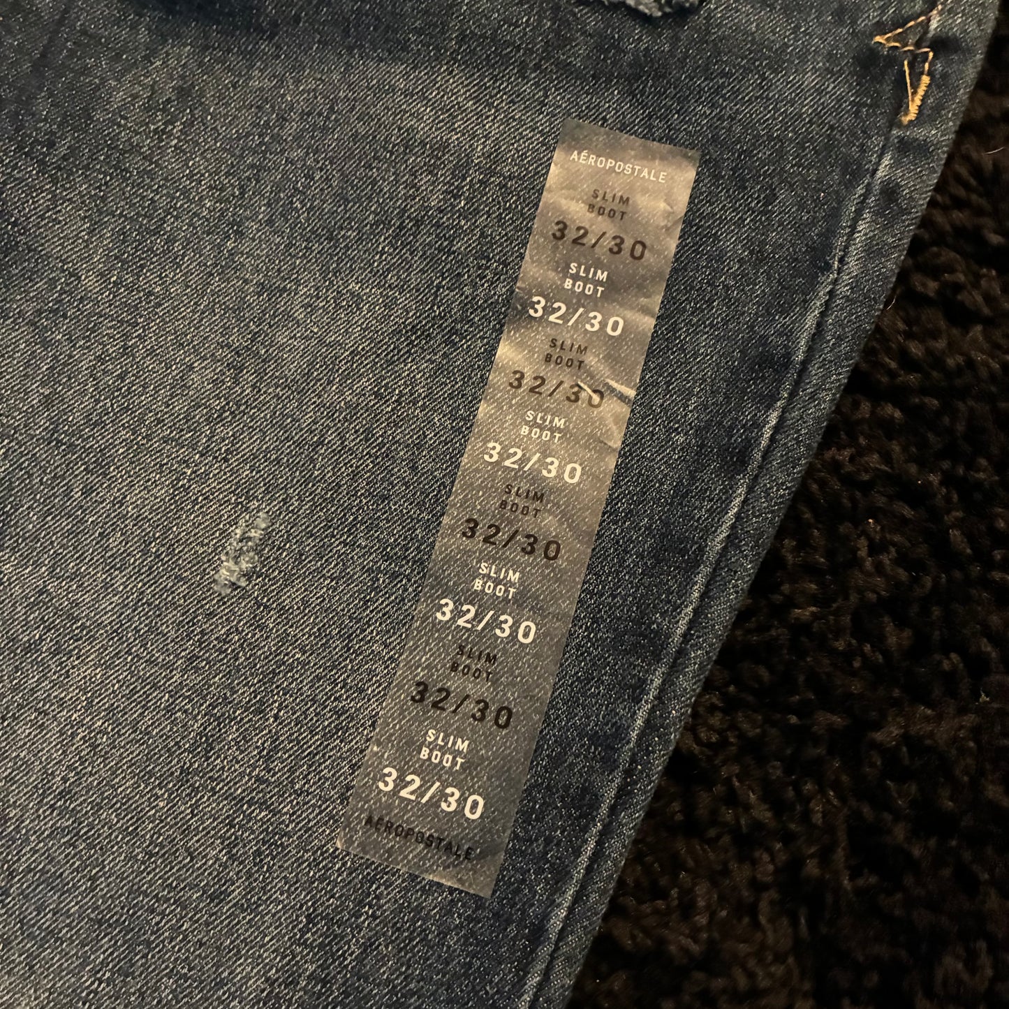 Aeropostale Ripped Jeans (32x30) *New*