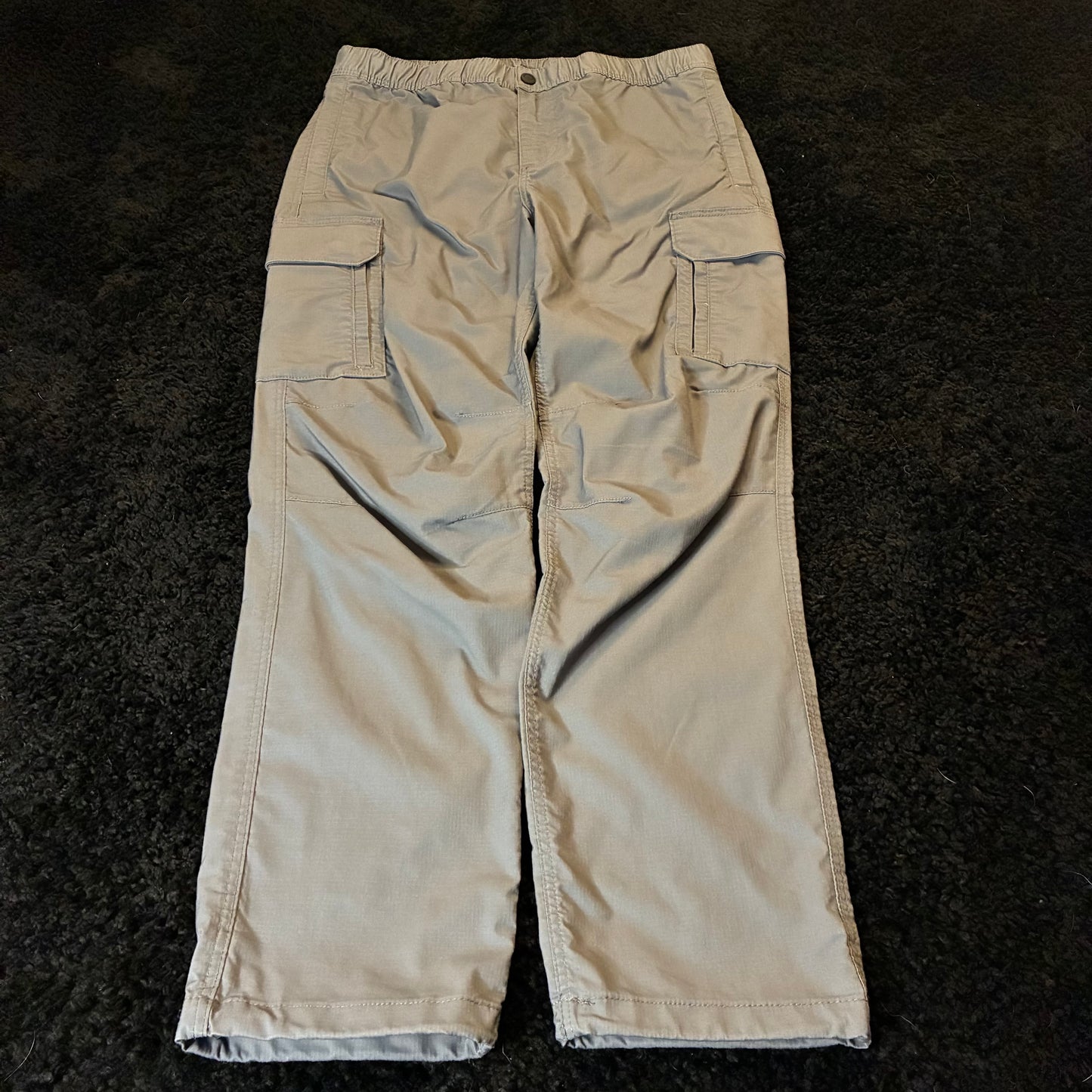 H&M Regular Fit Pants (M)