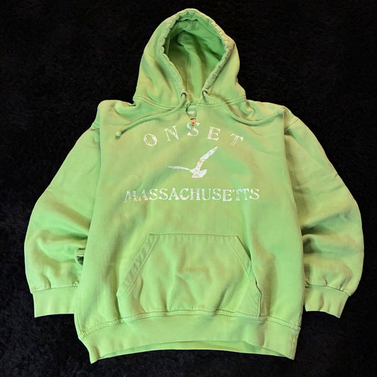 Onset Massachusetts Hoodie (M - Fits XS)