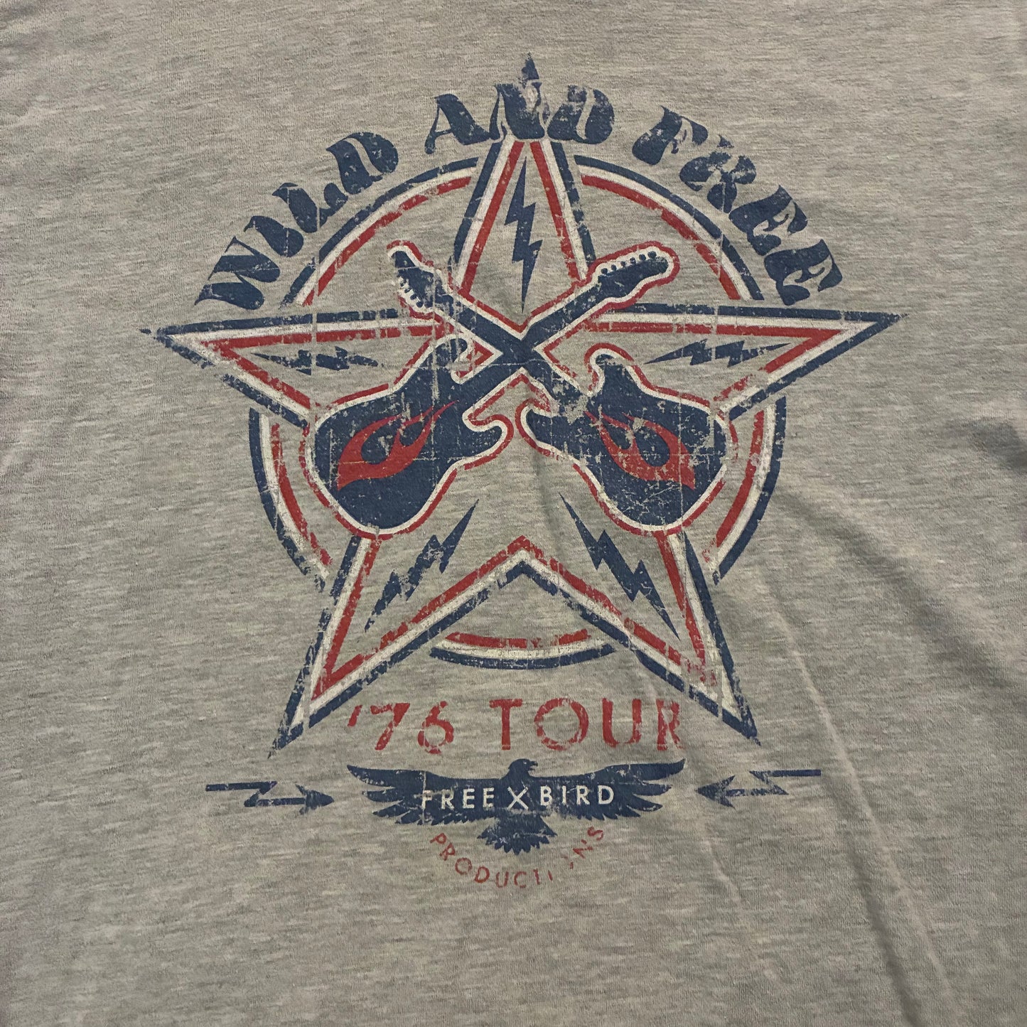 Wild and Free ‘76 Tour Free Bird Graphic Tee (M)