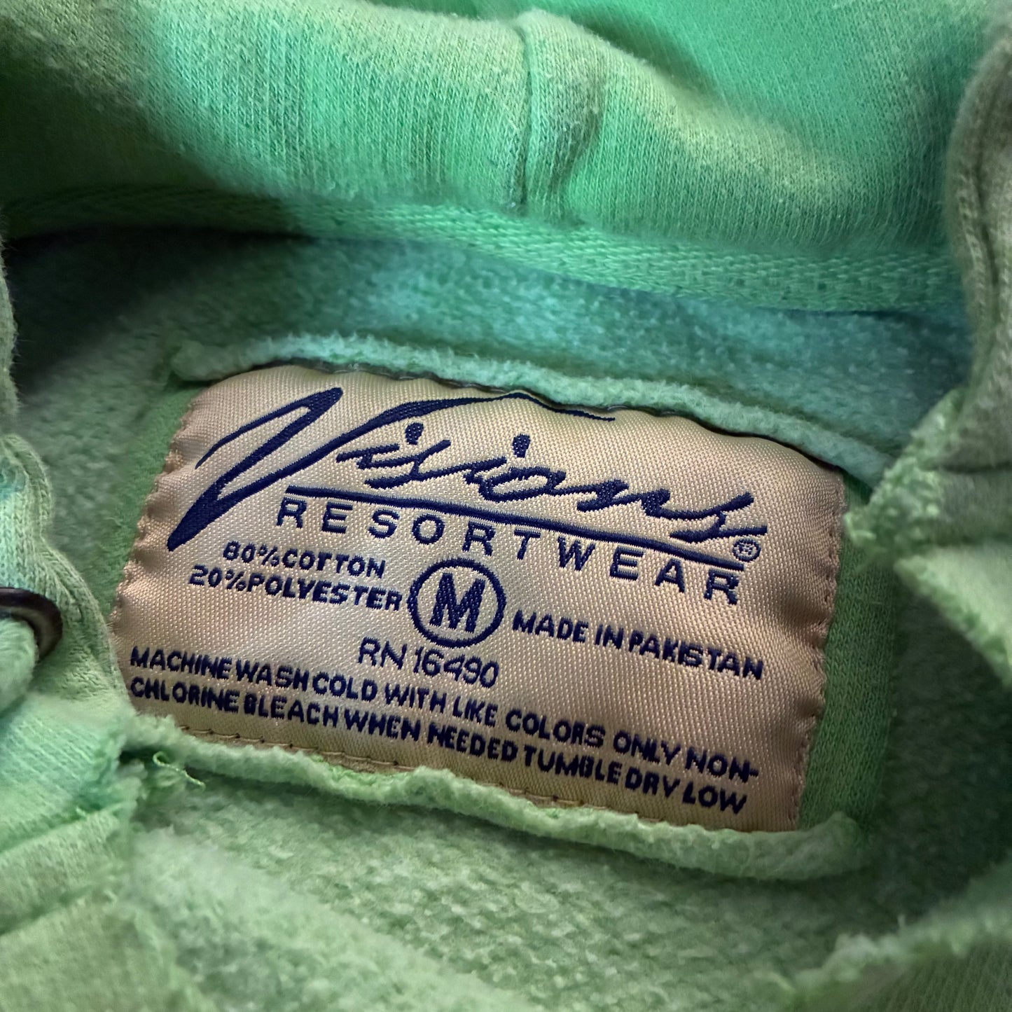 Onset Massachusetts Hoodie (M - Fits XS)