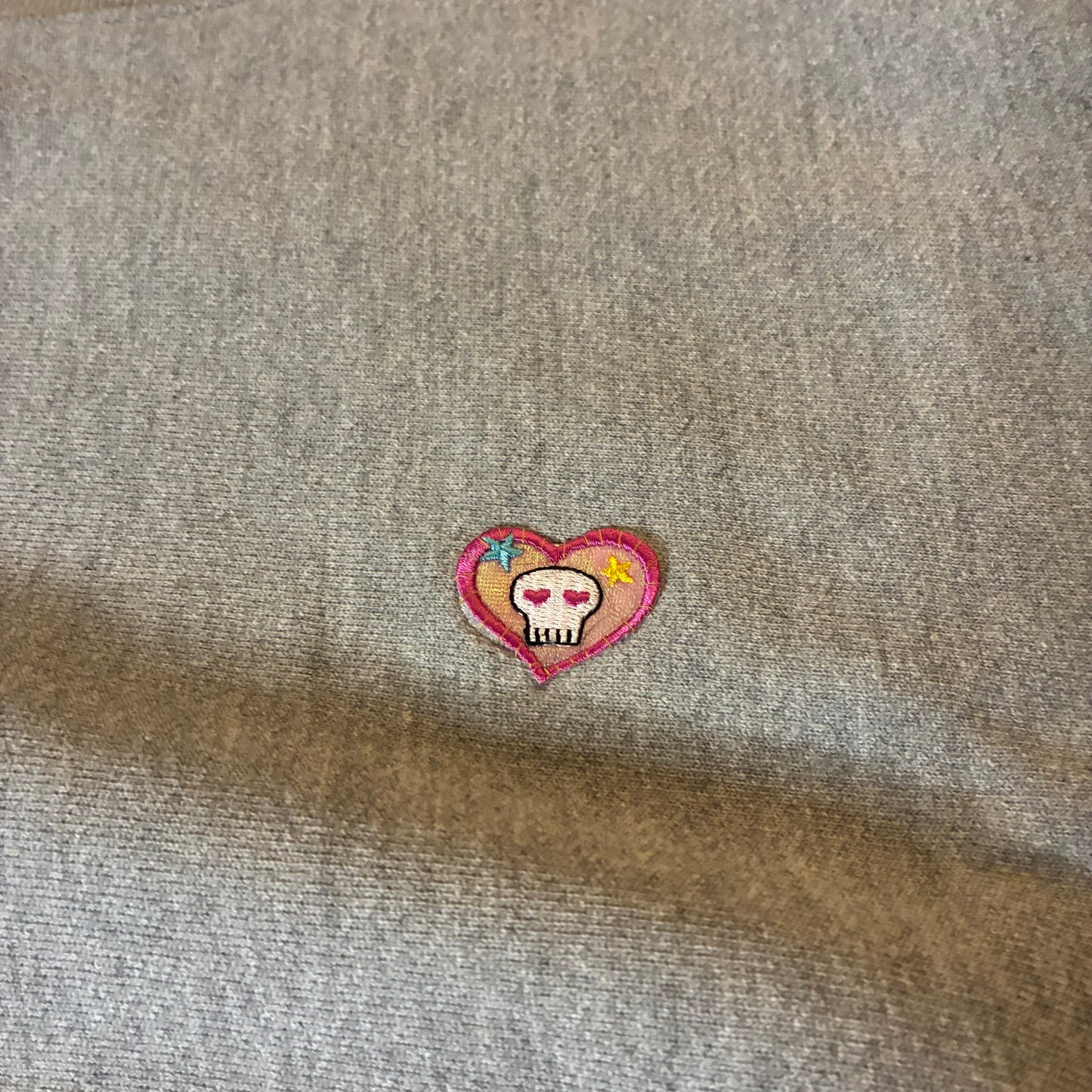 Champion Reverse-Weave Crewneck w/ Embroidered Skull-Heart Patch (3XL)