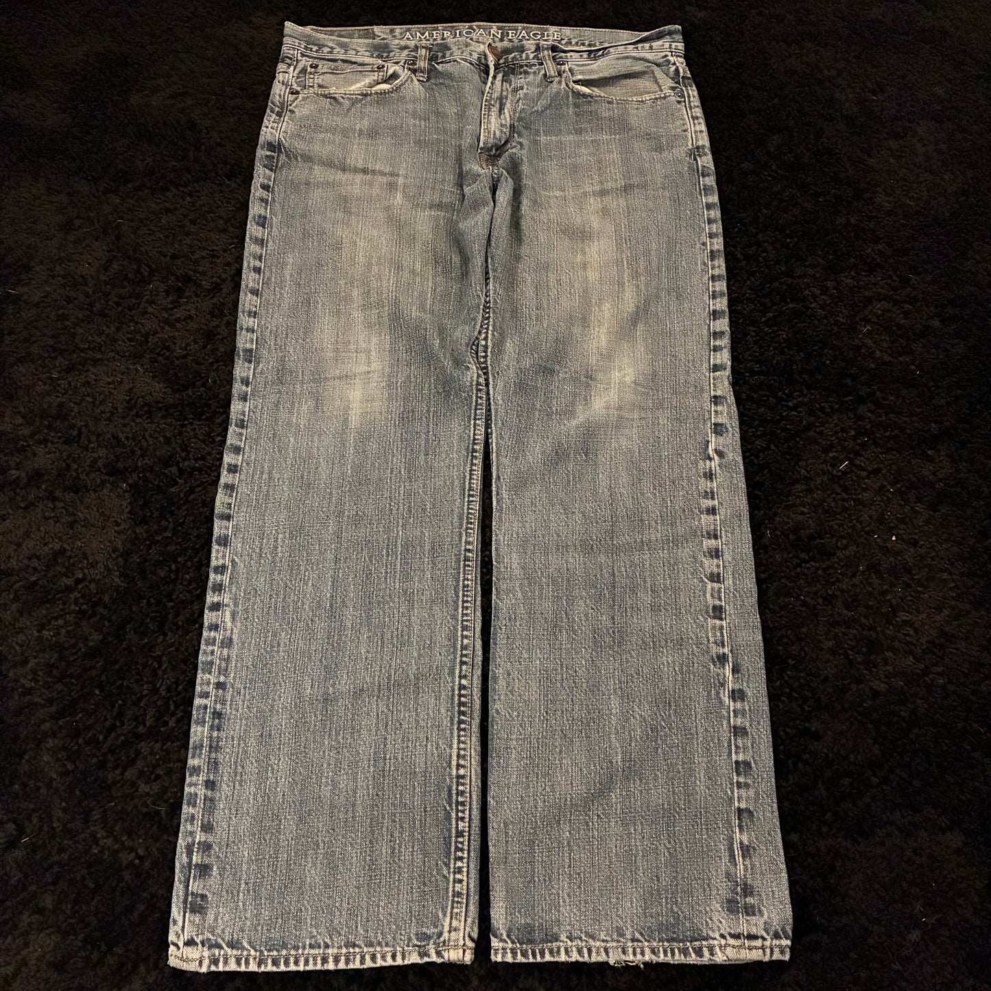 American Eagle Relaxed Fit Jeans (36x32)